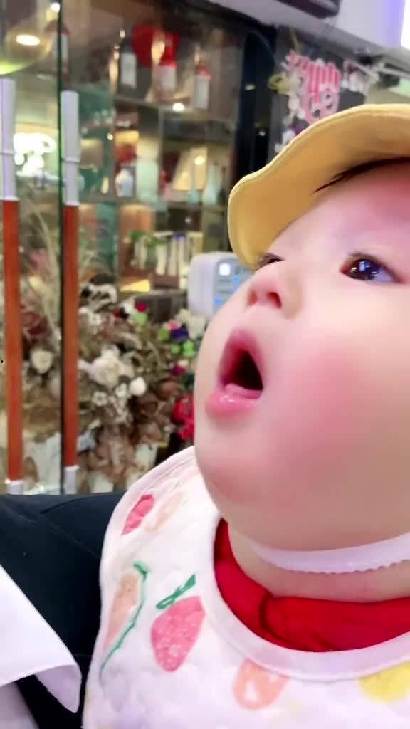 娱乐吃瓜酱人类幼崽,揭秘人类幼崽的萌态与成长